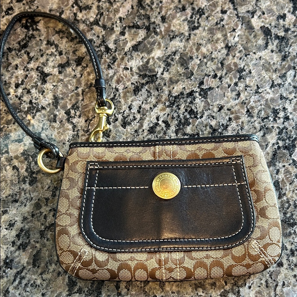 Vintage Coach Tan and Black Wristlet with Gold Accent